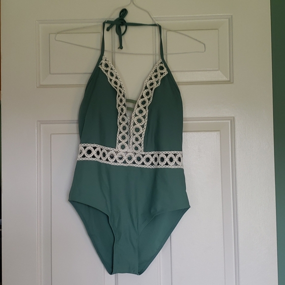 Cupshe Green One Piece Swimsuit with White Lace - Picture 1 of 7